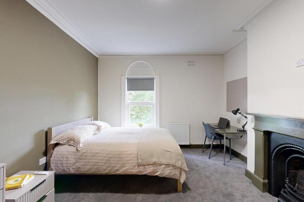 House in Leeds - View 5