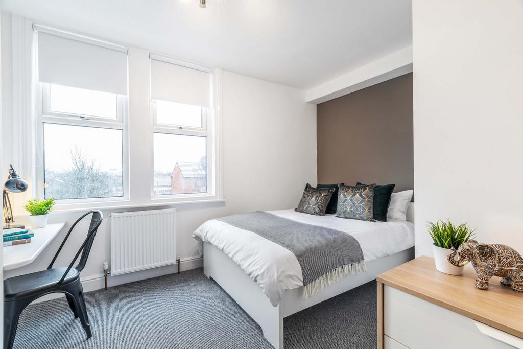 House in Leeds - View 5