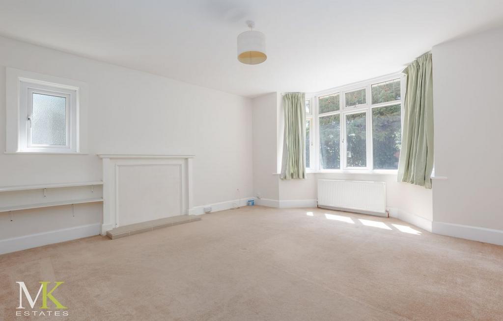 Apartment in Bournemouth - View 3