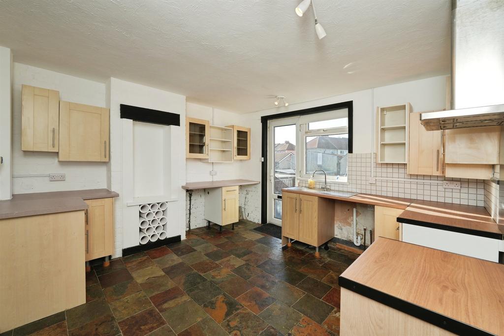 Apartment in Bristol - View 2