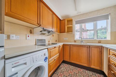 2 bedroom apartment for sale, Roft Street, Oswestry, SY11.