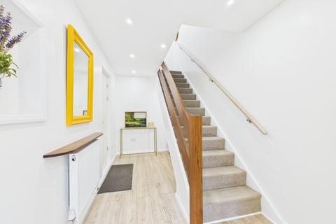 3 bedroom townhouse for sale, Bromley, Kent BR2