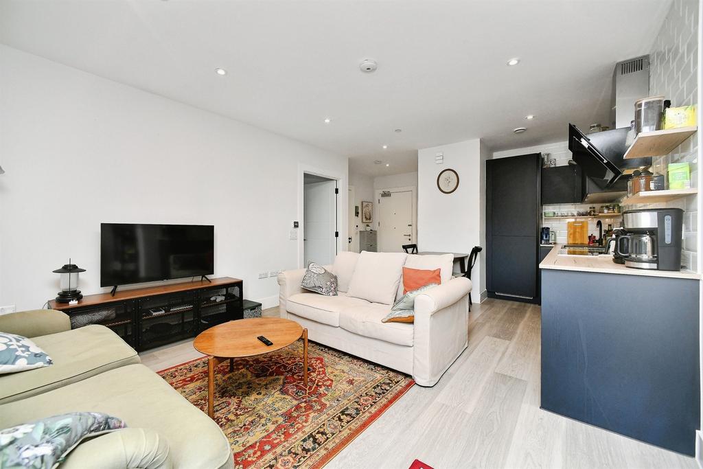Apartment in Brighton - View 2