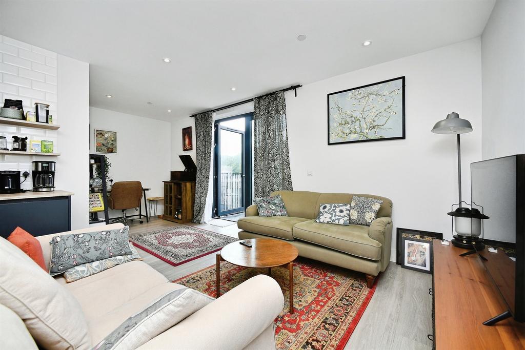 Apartment in Brighton - More