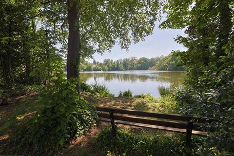 4 bedroom detached house for sale, Lake View, Edgware HA8