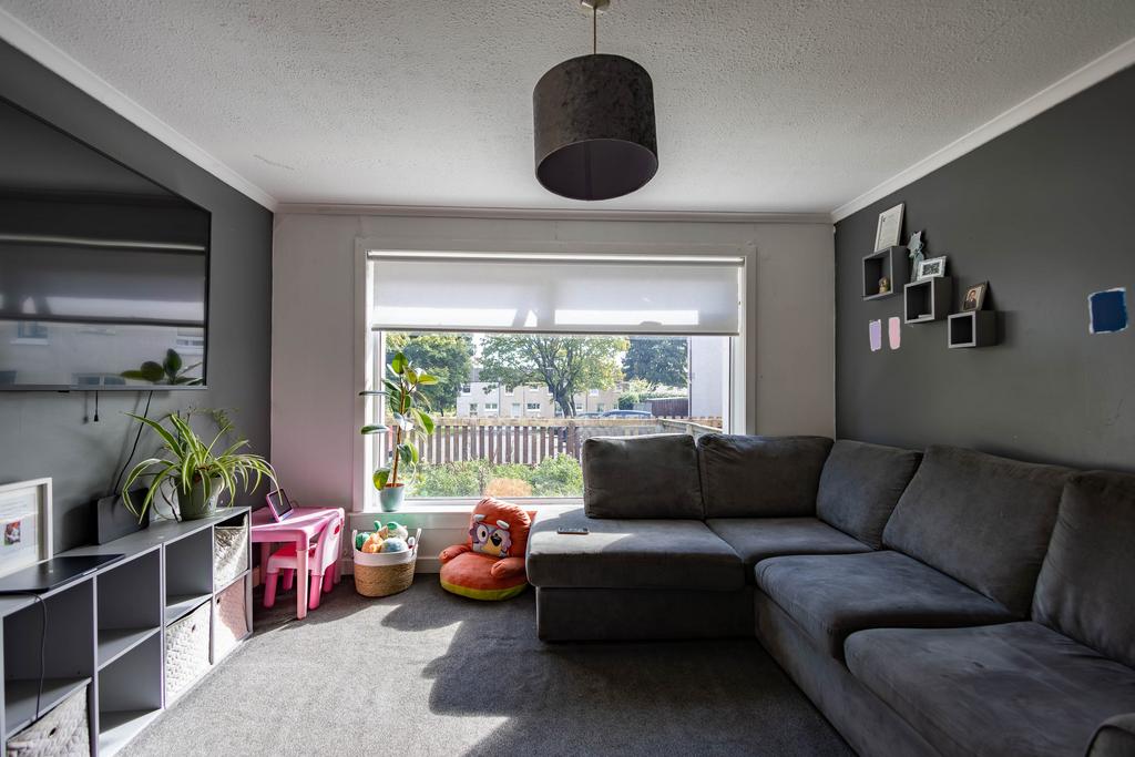 Apartment in Livingston - View 3