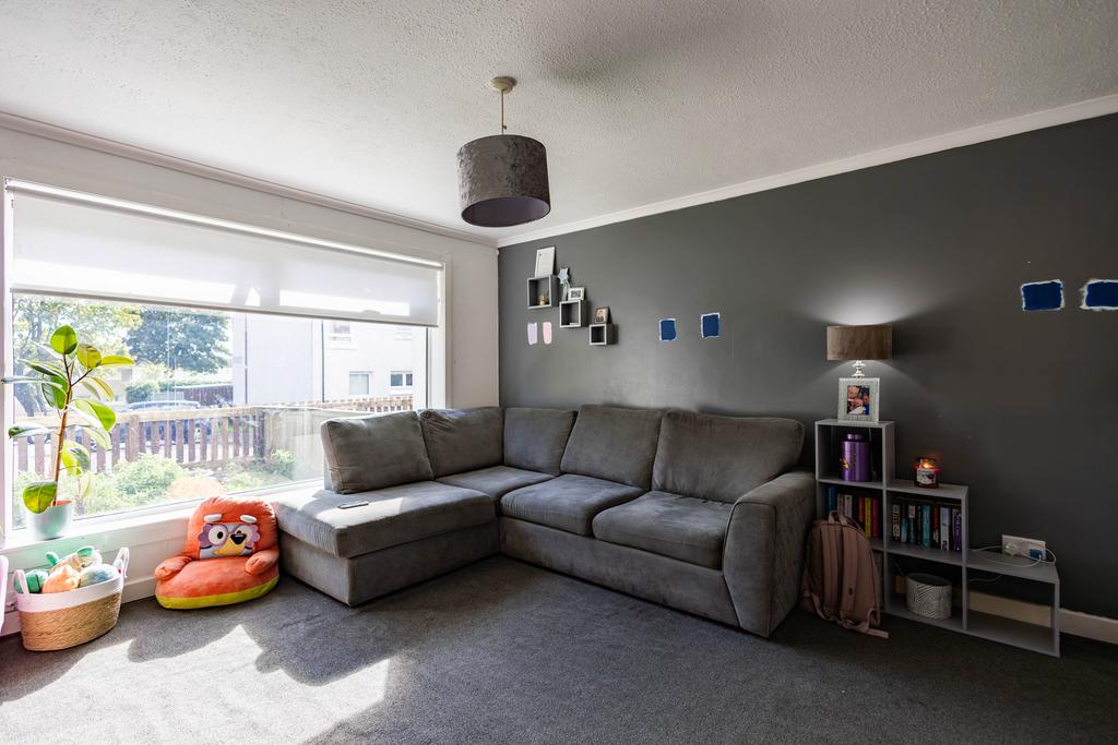 Apartment in Livingston - View 4