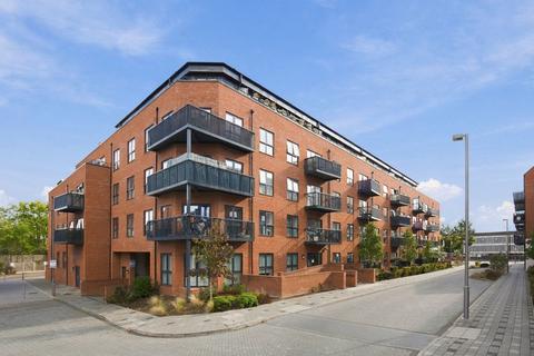 2 bedroom flat for sale, Bennett Court, Pitcher Lane, Ashford, TW15
