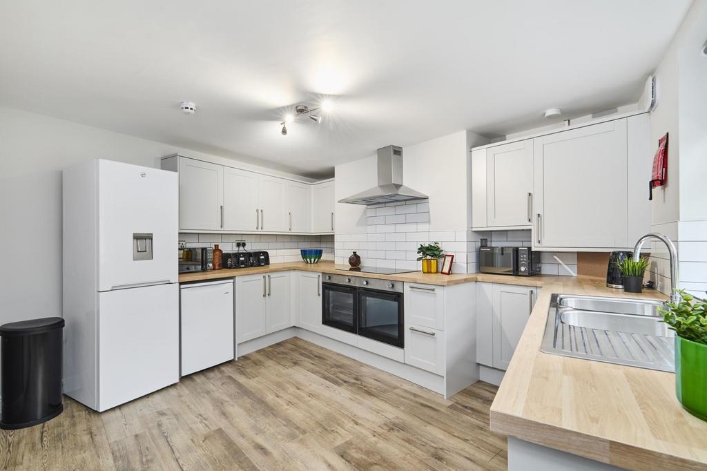 House in Leeds - View 4