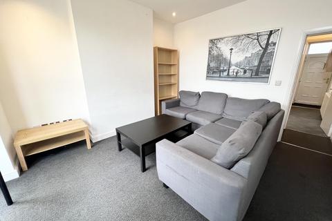 4 bedroom house to rent, Ashville View, Leeds LS6