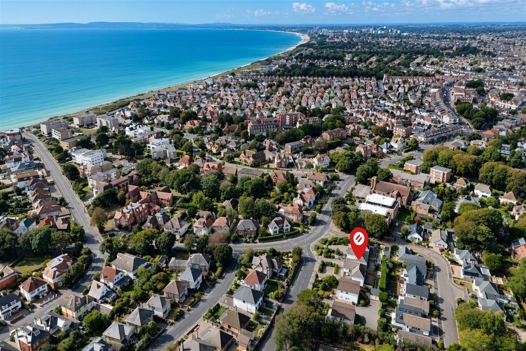 Apartment in Bournemouth - View 2