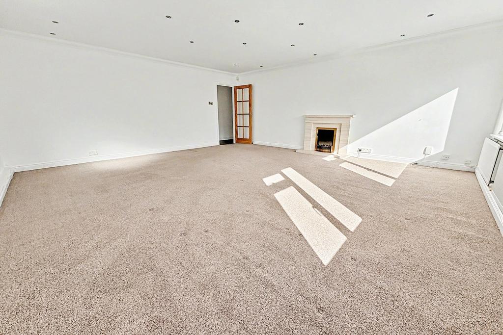 Apartment in Bournemouth - View 5