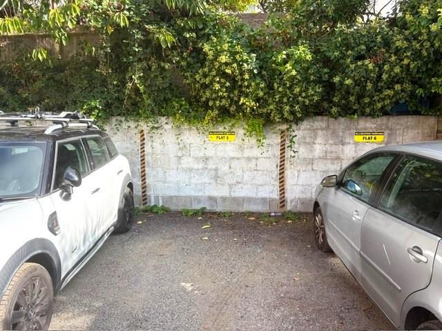 Apartment in Brighton, Queen's Park - More