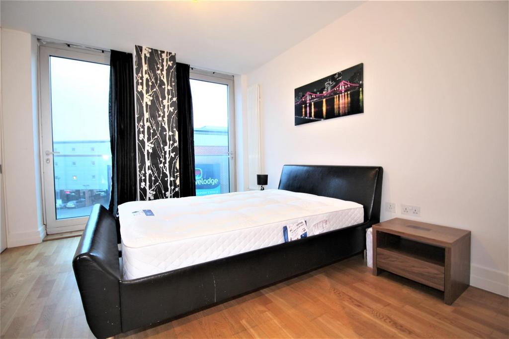 Apartment in Leicester - View 3
