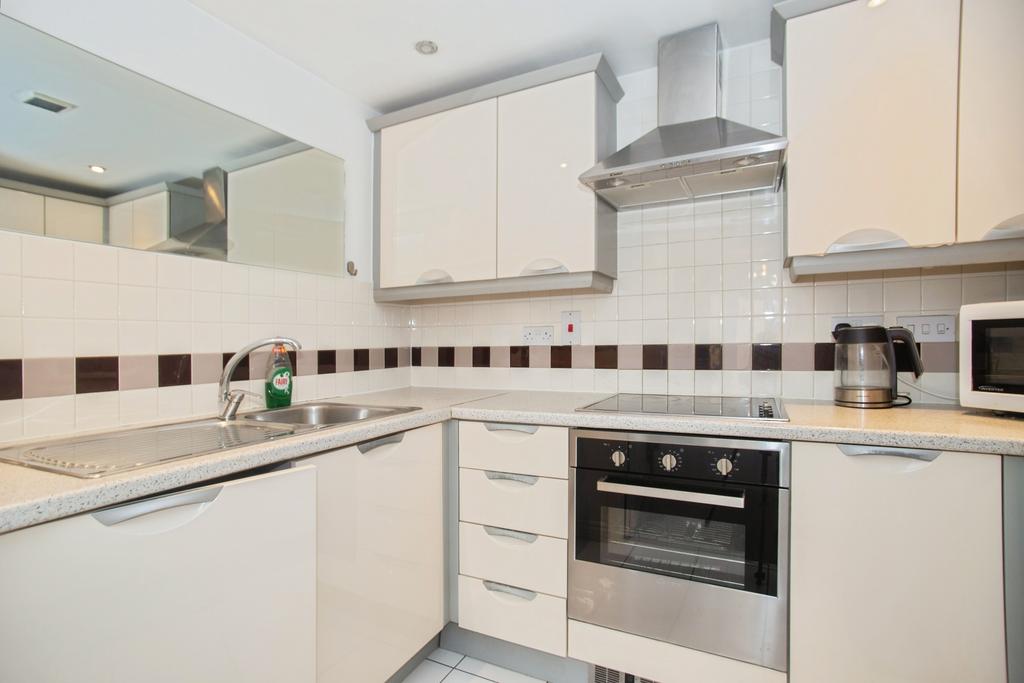 Apartment in Salford, Greater Manchester - More