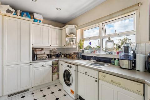2 bedroom apartment for sale, Elderfield Place, London SW17