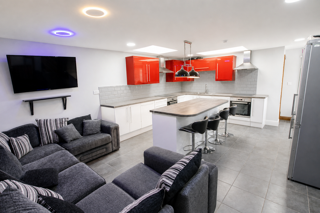House in Birmingham, Selly Oak - View 2