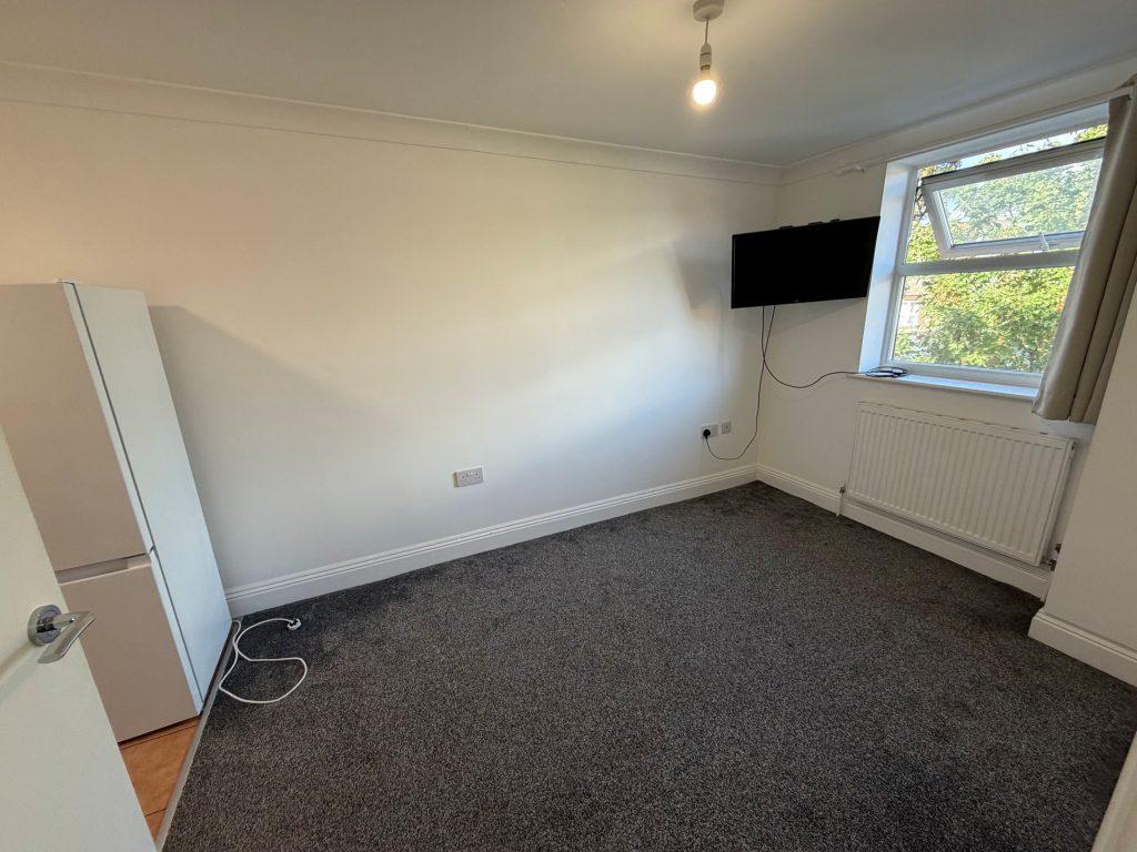Apartment in Boscombe - View 5