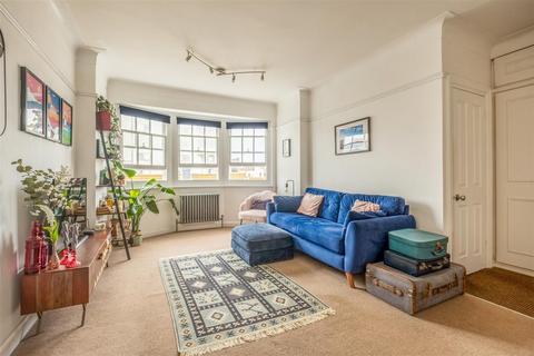 Studio for sale, Kings Road, Brighton
