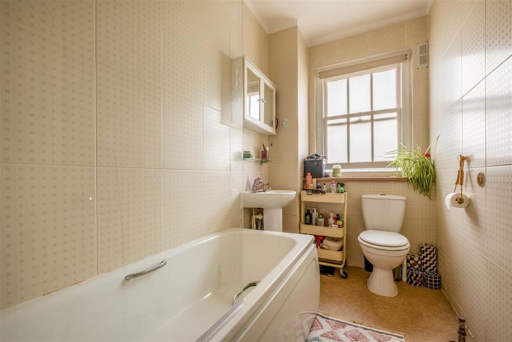 Apartment in Brighton - More