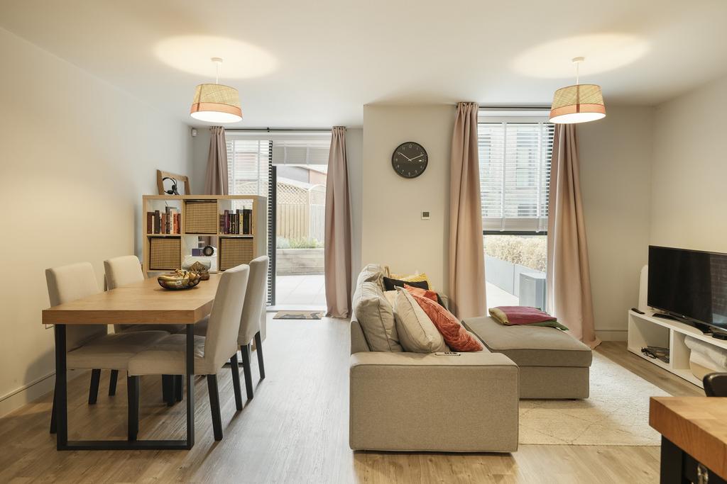 Apartment in Bristol - View 2