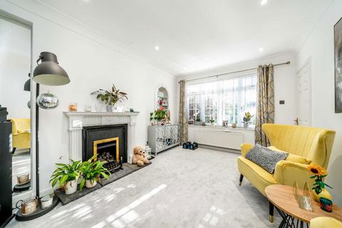 4 bedroom detached house for sale, Clifford Grove, Ashford TW15