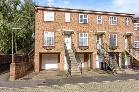 2 bedroom terraced house to rent, Irvine Place, Virginia Water, Surrey, GU25
