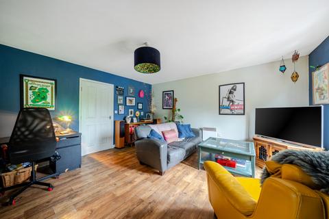 2 bedroom flat for sale, Abbots Mews, Burley, Leeds, LS4