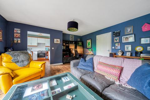 2 bedroom flat for sale, Abbots Mews, Burley, Leeds, LS4