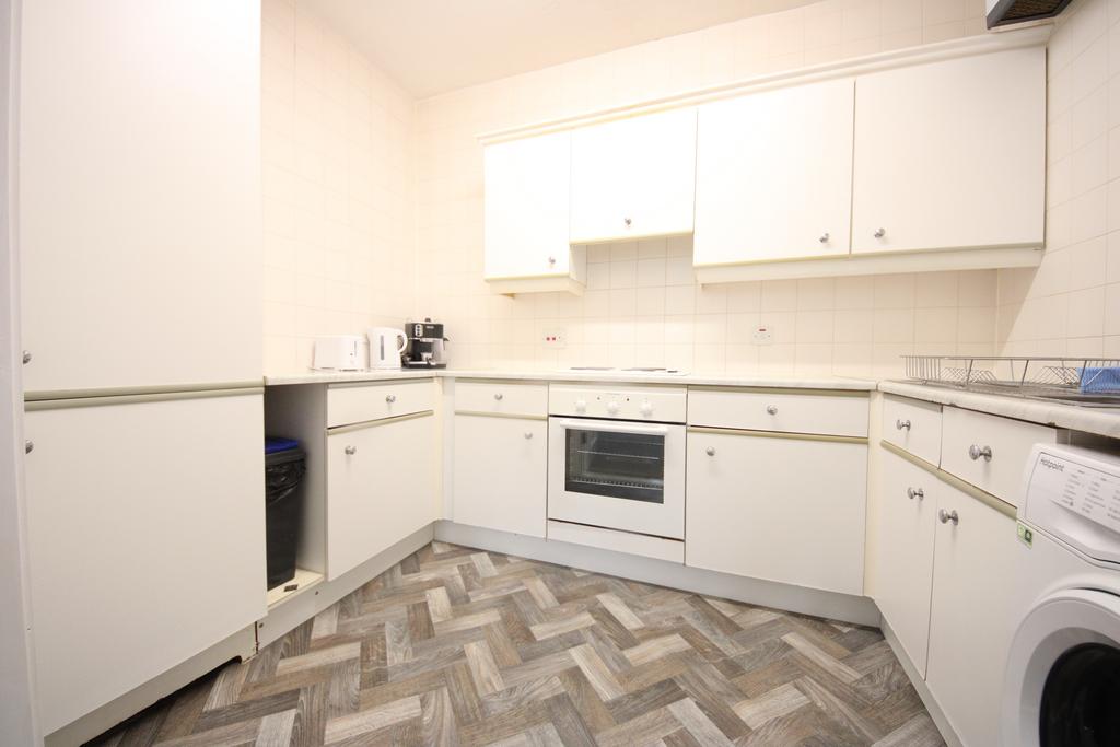 Apartment in York - View 4