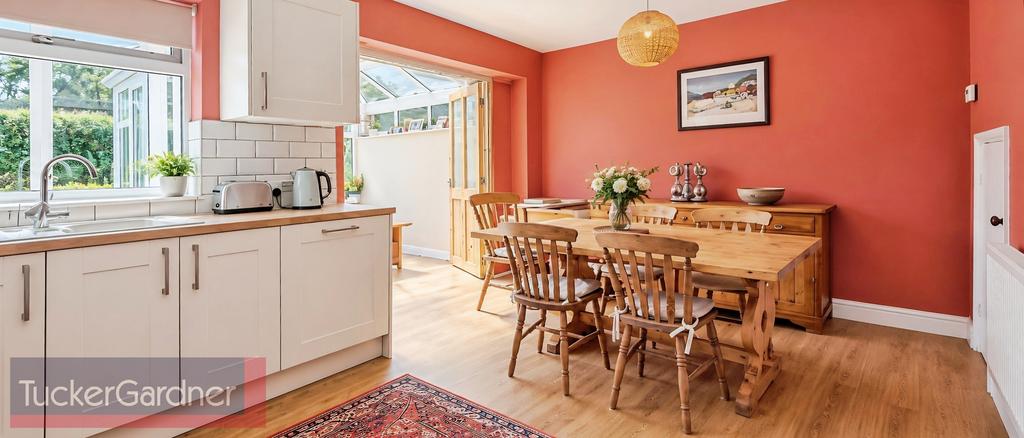 House in CAMBRIDGE - View 5