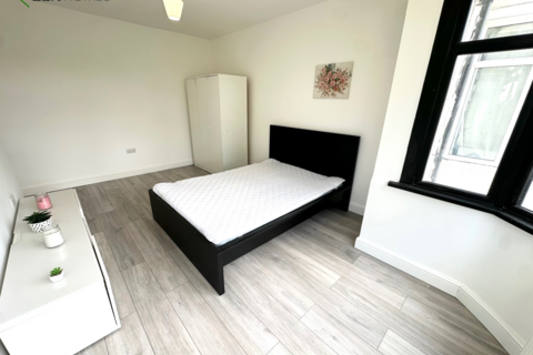 House share to rent, Great Cambridge Road, London N18