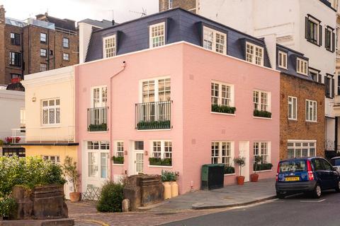 4 bedroom mews for sale, Courtfield Mews, London, SW5