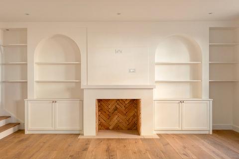 4 bedroom mews for sale, Courtfield Mews, London, SW5