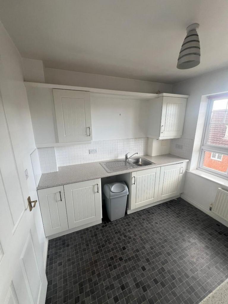 Apartment in Newcastle Upon Tyne - View 3