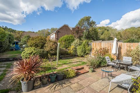 2 bedroom semi-detached house for sale, Malling Way, Bromley, BR2
