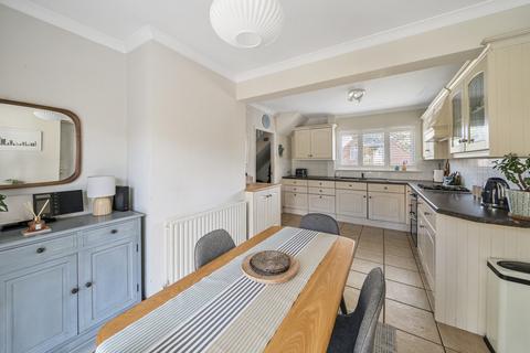 2 bedroom semi-detached house for sale, Malling Way, Bromley, BR2