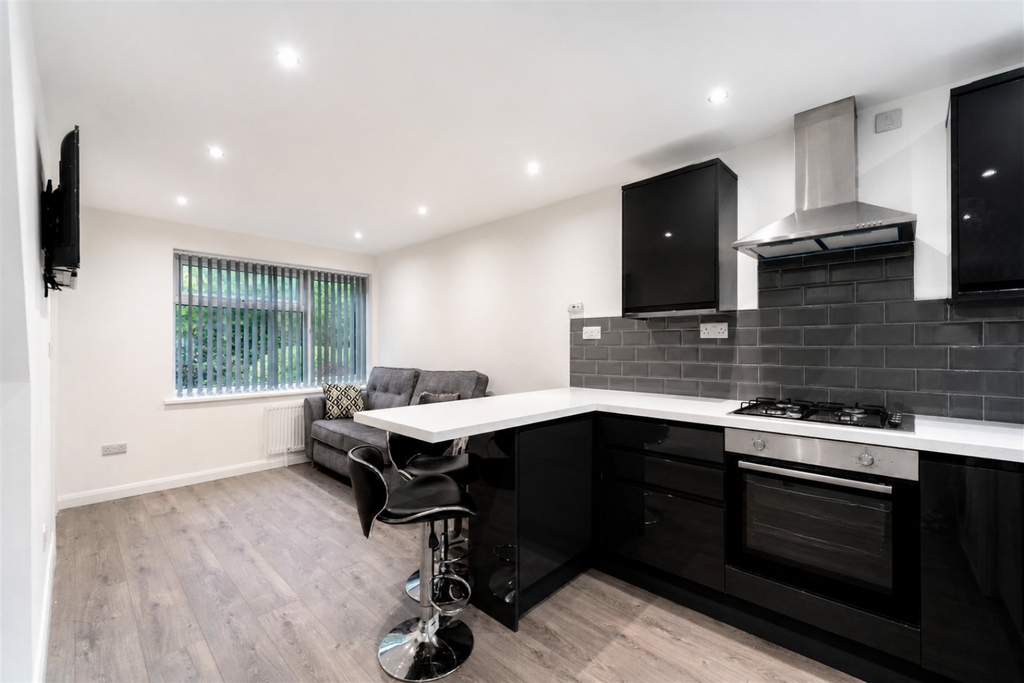 House in Birmingham, West Midlands - View 3