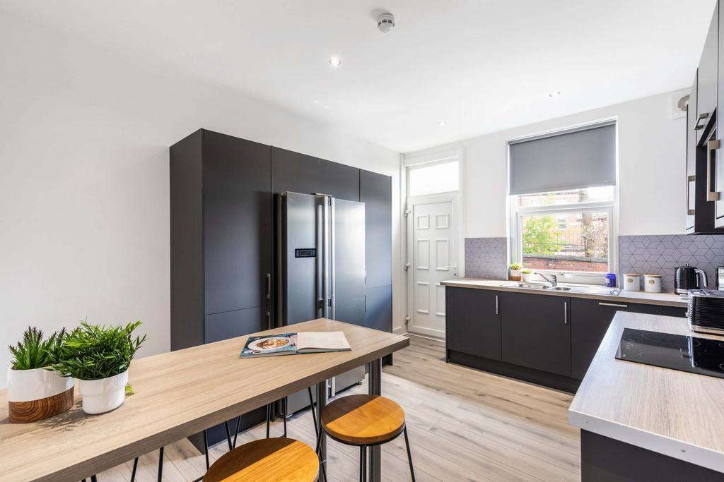 House in Leeds - View 3
