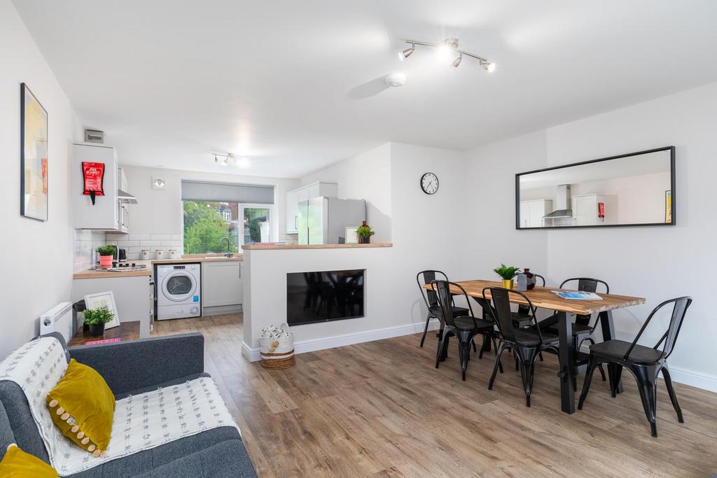 House in Leeds - View 3