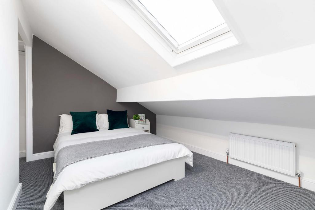 House in Leeds - View 2