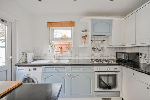 2 bedroom flat for sale, St Johns Road, Walthamstow, London, E17