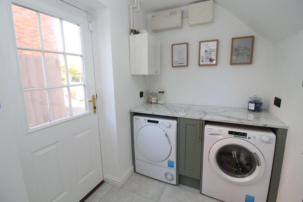 House in Leicester - View 5