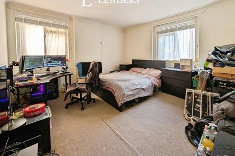 Studio for sale, Hill Lane, Southampton, Hampshire