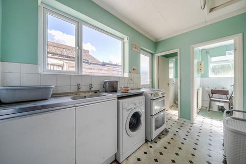 2 bedroom terraced house for sale, Balfour Road, Bromley