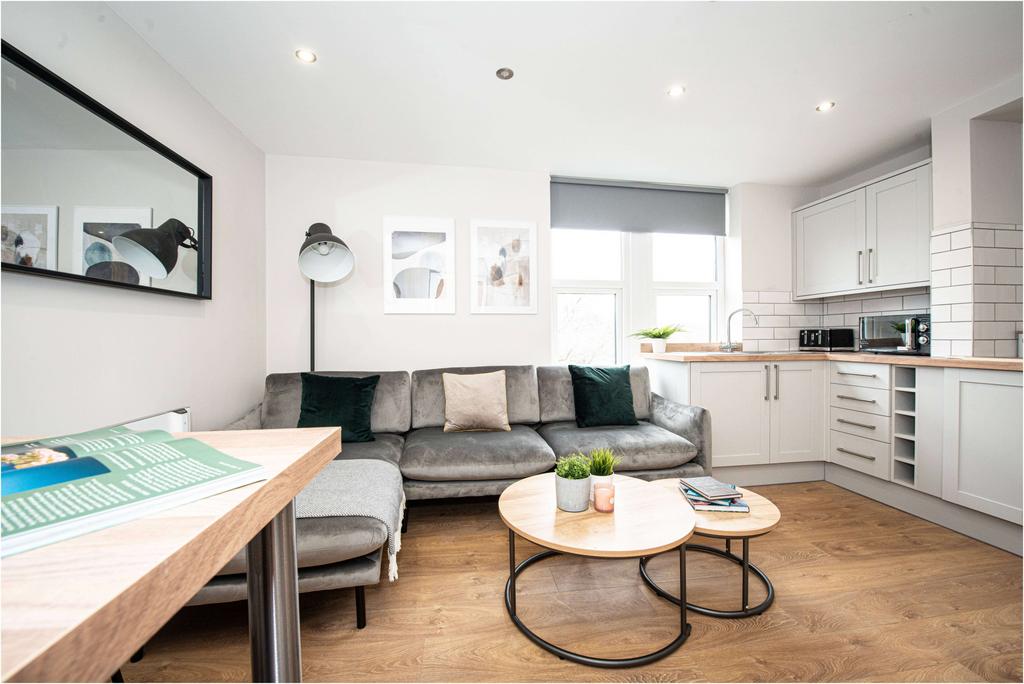 House in Leeds - View 2