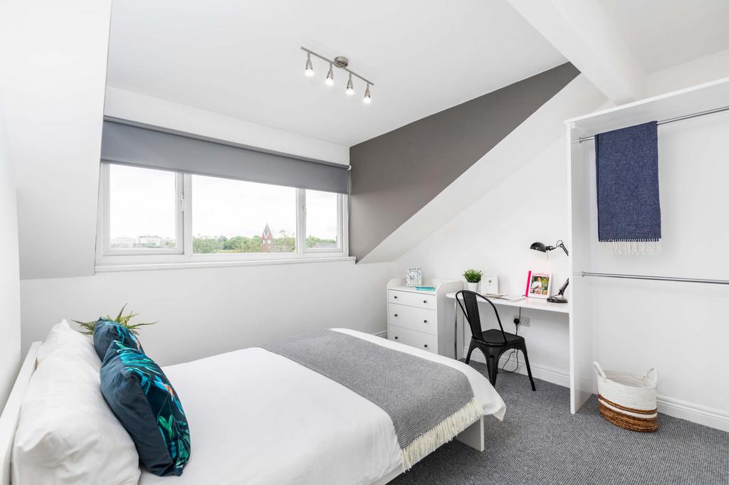 House in Leeds - View 4