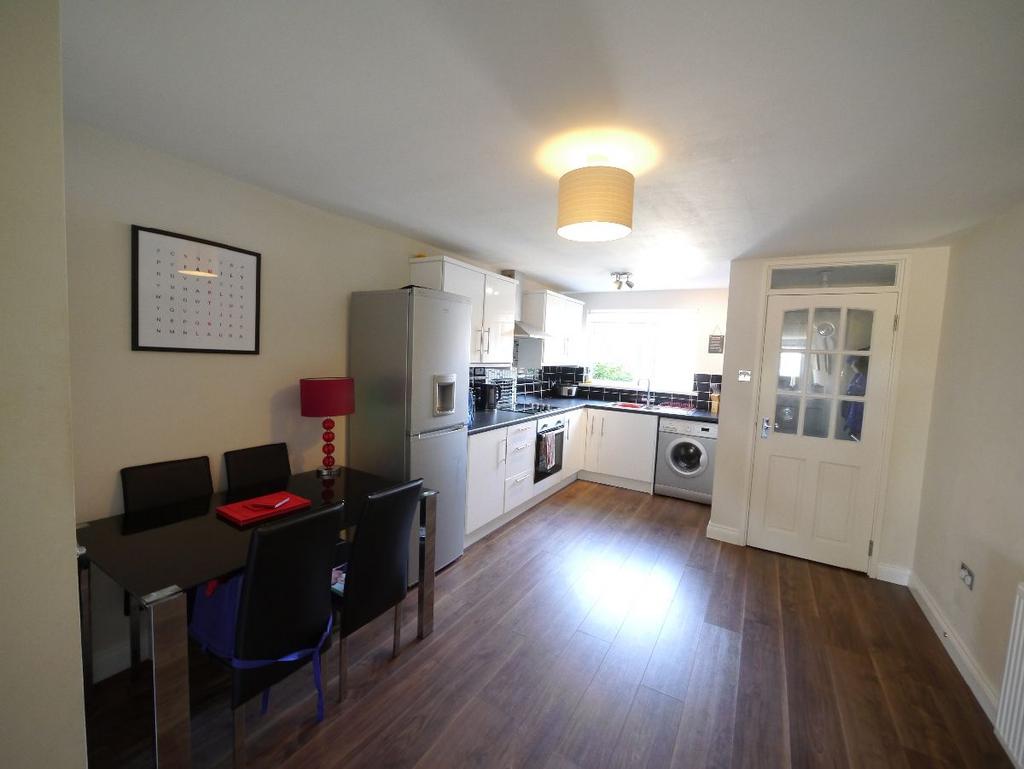 House in Newcastle upon Tyne, Blakelaw, East Denton - View 2