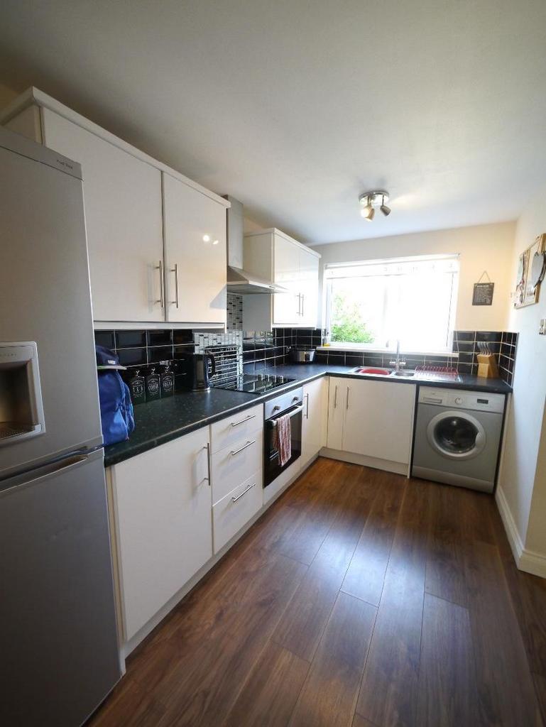 House in Newcastle upon Tyne, Blakelaw, East Denton - View 4