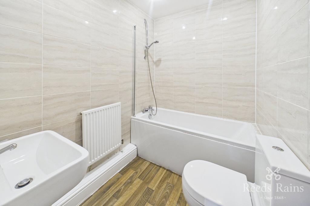 Apartment in Liverpool - View 3